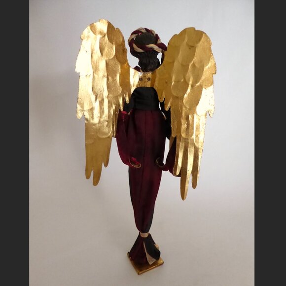 VINTAGE 19” CHRISTMAS ANGEL GOLD WINGS HOLIDAY FIGURE STATUE - Picture 5 of 16